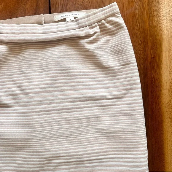 Marc Jacobs Beige Striped Pencil Skirt 4 - Picture 4 of 6